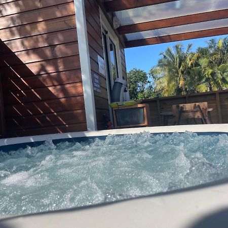 L'Escapade Creole Jacuzzi Privatif Bungalow Bananier Сен-Жозеф Экстерьер фото